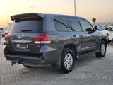 Toyota Land Cruiser GXR 2011